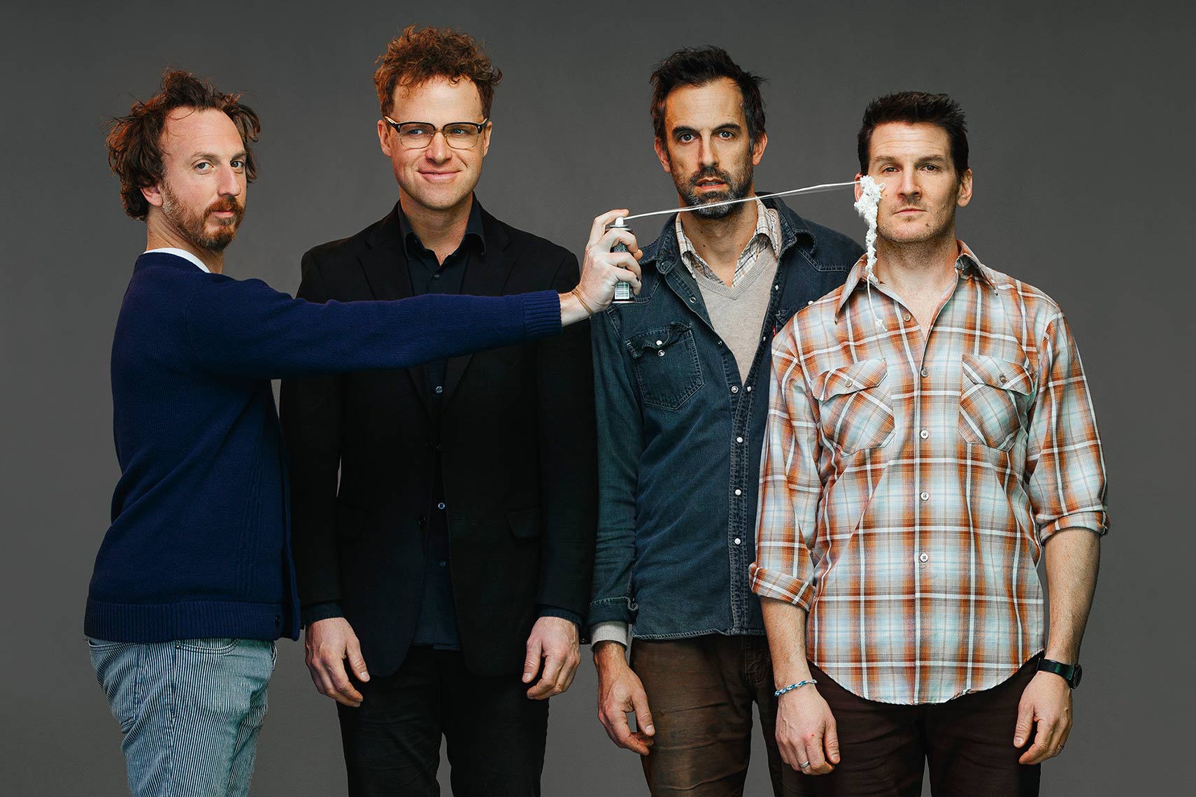 Guster with a silly string